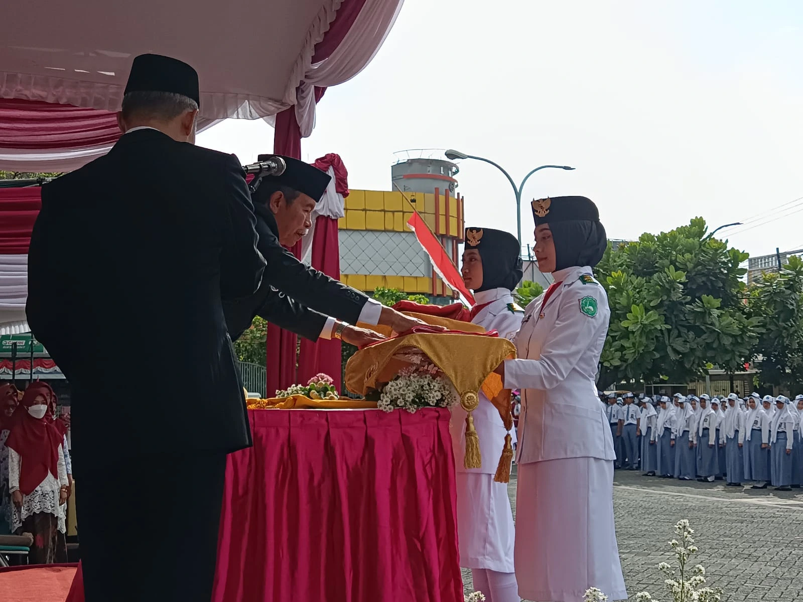 Gambar Berita