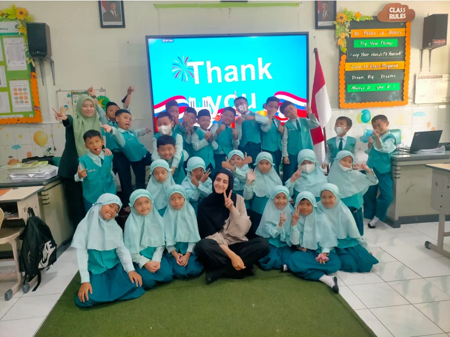 Berita: Talk, Learn, Connect! Serunya Belajar English Bersama Native Speaker