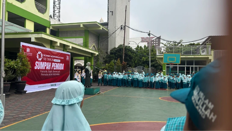 Generasi Hebat, Semangat Persatuan Kuat! SDIS 1 Peringati Sumpah Pemuda