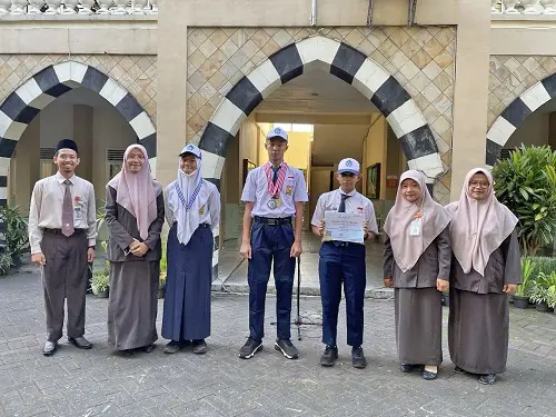 Gambar Berita